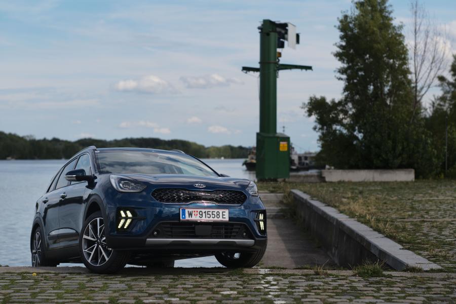  Kia Niro EcoHybrid (DE) 2019 года  (WW) (фото 17 из 53)